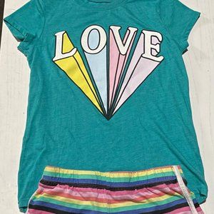 childrens "love" graphic rainbow tee with matching shorts 7/8 medium in girls